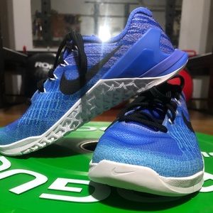 Nike Metcons 5 1/2 women